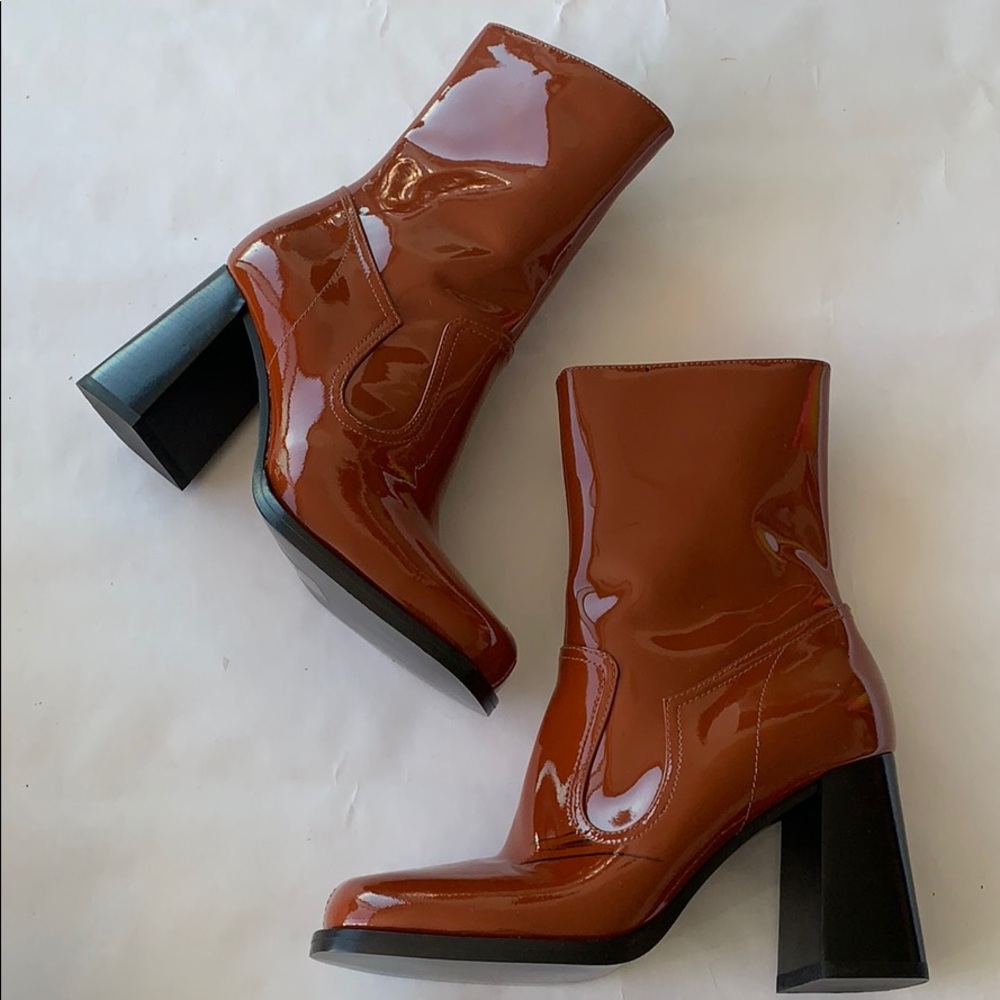 Marc Jacobs Patent Leather Platform Heels